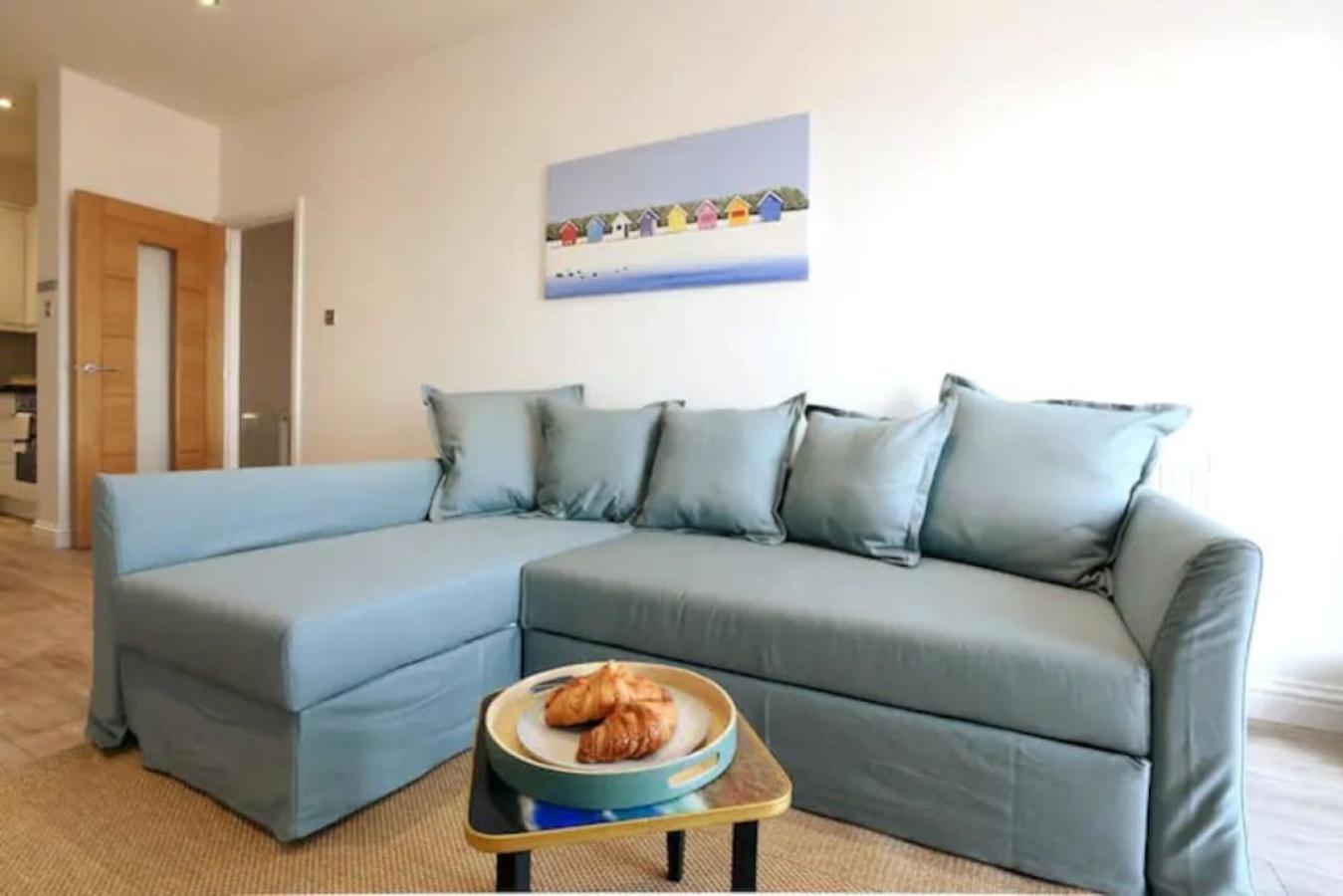 Air Maison - Stunning Beach Front Apartment Portsmouth Zewnętrze zdjęcie